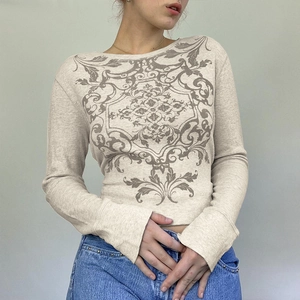 Women's waffle knit long sleeve T-shirt with vintage print and crew neck in beige color