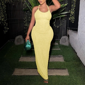 Damen Sexy Neckholder Rückenfrei Maxikleid Popcorn-Struktur 3D Bubble Stoff Ärmellos Bodycon Party Urlaub Langes Kleid