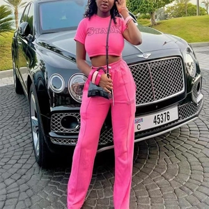 Survêtement rose deux pièces pour femme avec haut court STARK et pantalon large