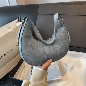 Fashion Crescent Hobo Underarm Bag PU Leather Minimalist Shoulder Handbag With Adjustable Strap For Women Daily Chic