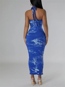 Sexy blau-weißes Marmormuster rückenfreies Halter-Maxikleid mit schmaler Passform