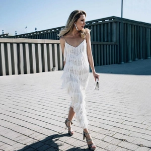 Robe Maxi Sexy Dos Nu à Franges pour Femmes Gland Multicouche Bretelles Spaghetti Col en V Clubwear Fête Robe Moulante