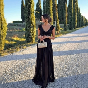 Elegant V-neck black lace chiffon evening maxi dress with french style for formal events