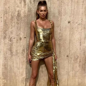 Elegant gold sequin bodycon party dress with a square neckline and sleeveless design