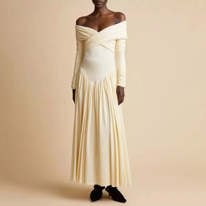 Robe Maxi Élégante Épaules Dénudées Plissée pour Femme Manches Longues Couleur Unie Robe de Soirée Banquet