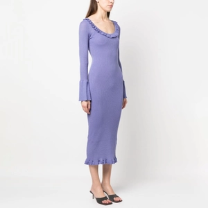Robe longue en maille lavande avec col à volants et manches évasées pour femmes chic