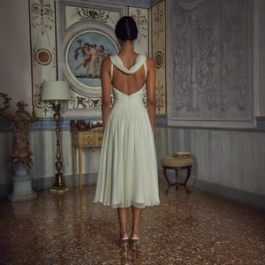 Elegant backless ivory chiffon pleated midi dress with scarf collar in European style