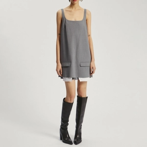 Women Elegant Square Neck Camisole Mini Dress Grey A-Line Sleeveless Dress With Decorative Pockets Contrast Hem Summer Wear