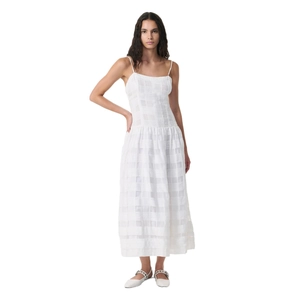 Robe longue blanche à carreaux avec bretelles fines et taille cintrée élégante