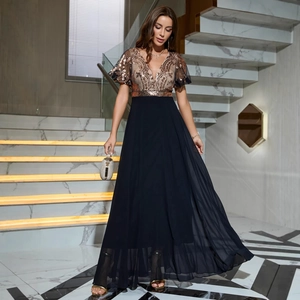 Robe de soirée élégante à col en V avec sequins or rose et jupe en mousseline fluide