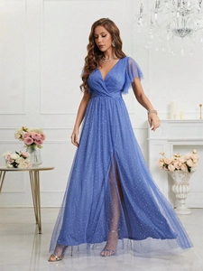 Elegant deep blue V-neck mesh evening dress with sequins and a high side slit