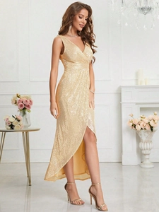 Robe de soirée dorée à paillettes sans manches avec col en V et ourlet asymétrique chic