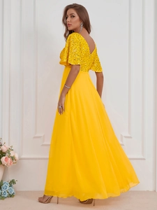Robe longue élégante en mousseline jaune avec sequins et col en V pour soirée d'été