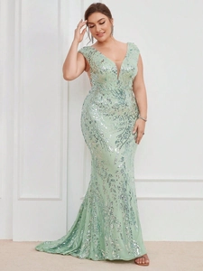 Elegante abito da sera a sirena senza maniche con paillettes e scollo a V verde