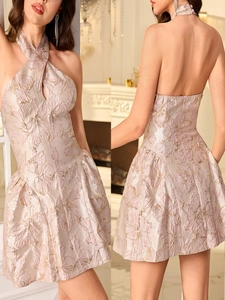 Robe Courte Élégante Dos nu Halter en Jacquard Floral pour Femmes Robe de Soirée Coupe trapèze Sans Manches Cocktail Sexy