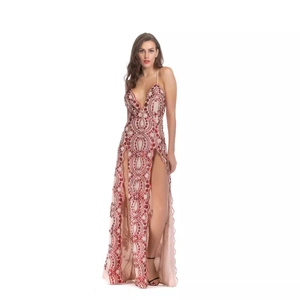 Robe de soirée champagne élégante avec sequins rouges et doubles fentes latérales