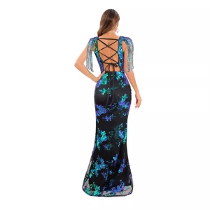 Robe de soirée sirène sexy à paillettes vertes, dos nu avec laçage et pampilles colorées