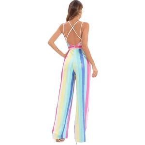 Tuta sexy senza schienale con strisce verticali colorate e paillettes su sfondo bianco