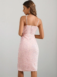 Robe moulante à paillettes roses dos nu avec fines bretelles et effet irisé