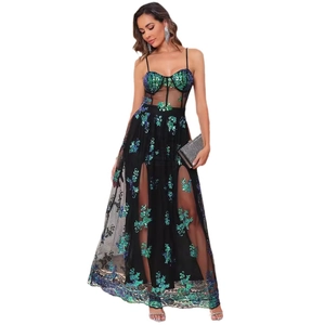 Sexy schwarzes Pailletten-Maxikleid mit Spaghettiträgern und hohem Schlitz für Abend