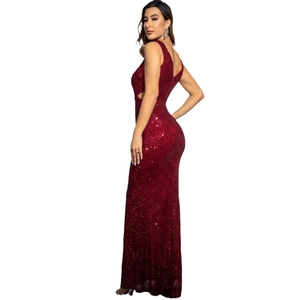 Robe de soirée élégante bordeaux sans manches à paillettes avec coupe sirène ajustée