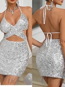 Damen Sexy Silber Pailletten Neckholder Rückenfreies Minikleid Hollow Out Fransen Quaste Ärmelloses Party Bankett Nachtclub Kleid