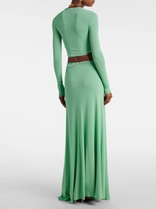 Vue arrière de l'ensemble sexy robe longue vert menthe avec détails anneaux argentés