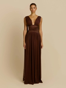 Elegante Abito Maxi Senza Maniche Con Scollo a V Fascia in Raso Gonna Plissettata e Sciarpa per Matrimonio Donna