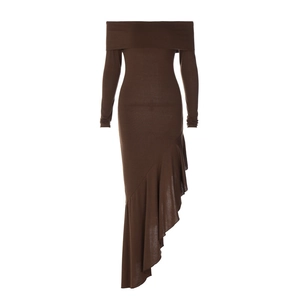 Robe longue moulante marron café à épaules dénudées avec ourlet à volants asymétrique