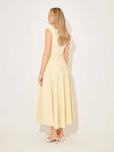Elegant sleeveless A-line pale yellow midi dress with slim waist design for women