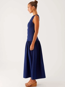 Slim fit sleeveless denim maxi dress with button detail and pleated skirt in dark blue