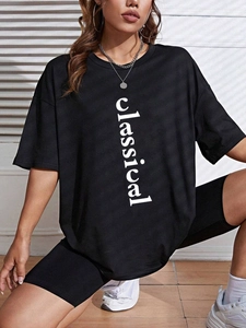 Women black oversized T-shirt and biker shorts set with classical print for casual sports