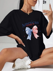 T-Shirt Surdimensionné pour Femmes American GIRLY Imprimé Graphique Lettres Étoiles Rayures Nœud Manches Courtes Col Rond Décontracté Rétro