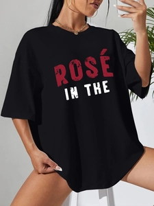 Dames oversized zwart t-shirt met vintage Rosé in the grafische print en ronde hals