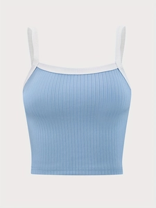 Débardeur court bleu ciel en maille côtelée avec bordures contrastées blanches pour femme