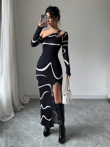 Elegant Off Shoulder Graffiti Print Maxi Dress For Women Asymmetric Long Sleeve Side Split Bodycon Slim Fit Long Dress