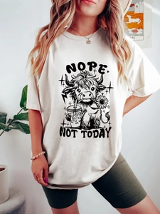 T-shirt bianca oversize in cotone da donna con stampa mucca Highland e testo Nope Not Today