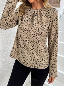 Elegante Damen Langarm-Blumenshirt mit gerafftem Ausschnitt in Khaki-Beige-Print