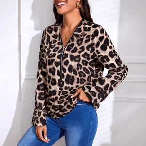 Women's autumn leopard print long sleeve shirt with V-neck zipper detail