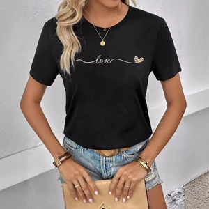 T-shirt femme noir à manches courtes avec lettrage love et motif cœur imprimé léopard
