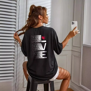 Women's black loose casual T-shirt with LOVE back letter print and red heart design