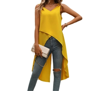 Elegante top smanicato in chiffon giallo con orlo asimmetrico irregolare da donna