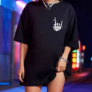 Women's black oversized cotton T-shirt with white skeleton rock gesture print