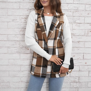 Gilet pour femme à carreaux avec boutonnage simple et motif écossais élégant et chic