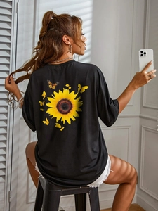 Women's Casual Cotton Blend T-Shirt Sunflower Butterfly Print Round Neck Short Sleeve Oversized Loose Fit Streetwear Top