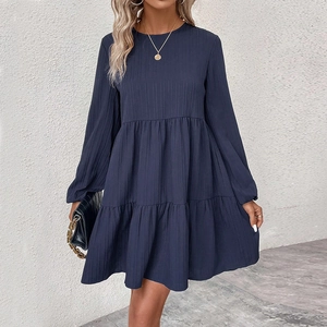 Robe Midi Décontractée Bleu Marine à Étages pour Femmes Manches Longues Col Rond Côtelée Robe Gâteau à Volants Élégante Automne