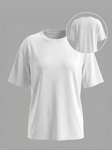 T-shirt blanc à col rond et manches courtes coupe ample avec détail vue de dos