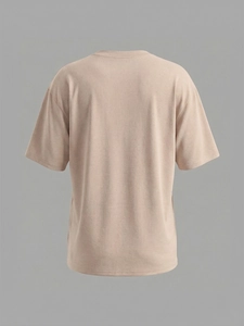 Vue arrière du t-shirt à manches courtes kaki clair avec col rond et épaules tombantes