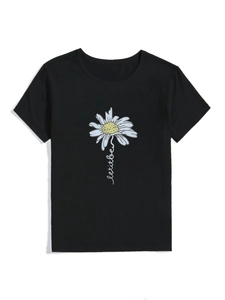 T-shirt nera da donna a maniche corte con stampa a margherita e scritta Let It Be
