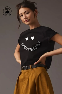 T-shirt femme noir en coton avec motif cœur souriant et inscription Good Vibes Only
